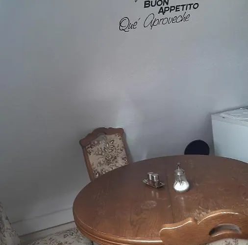 Апартаменты Schoene Aussicht Констанц